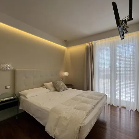 Modern Villa In Marbella מארבלה