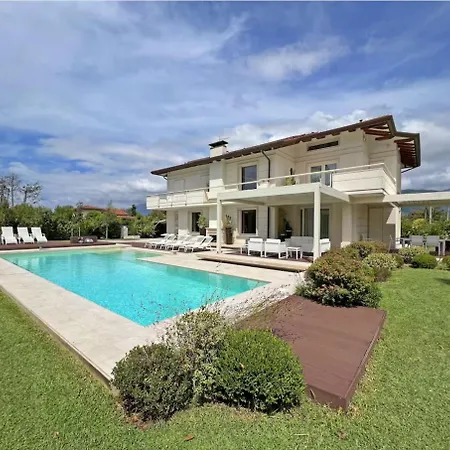 Modern Villa In Marbella *