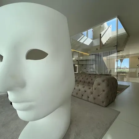 Modern Villa In Marbella מארבלה